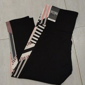 NWT VS Workout Capris